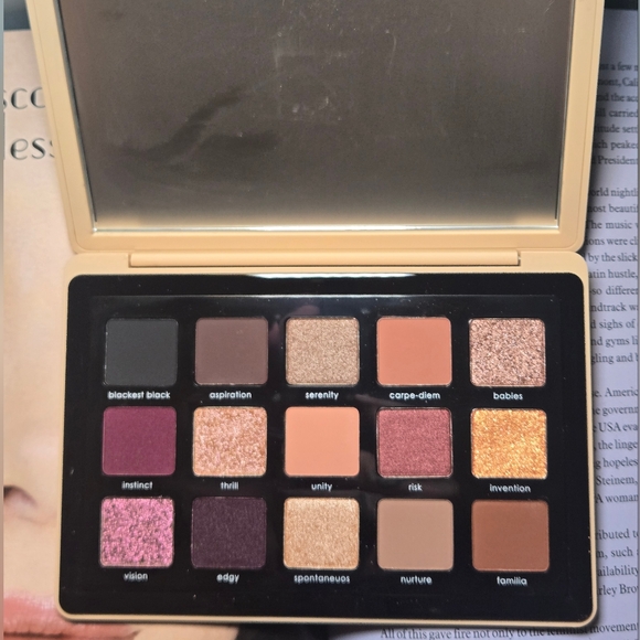 Natasha Denona My Dream Palette - Cream and Black - Picture 1 of 7
